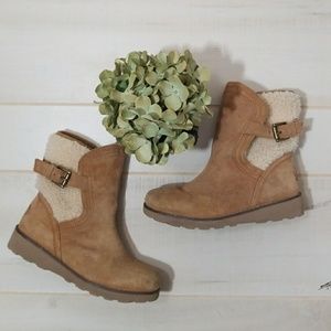 Girls Ugg Jayla Boots Size 1
